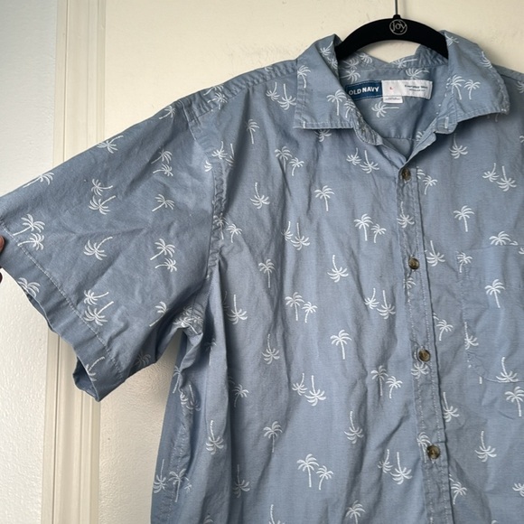 Old Navy Palm Tree Everyday Regular Fit Short Sleeve Button Down Casual Shirt -L - Picture 2 of 7